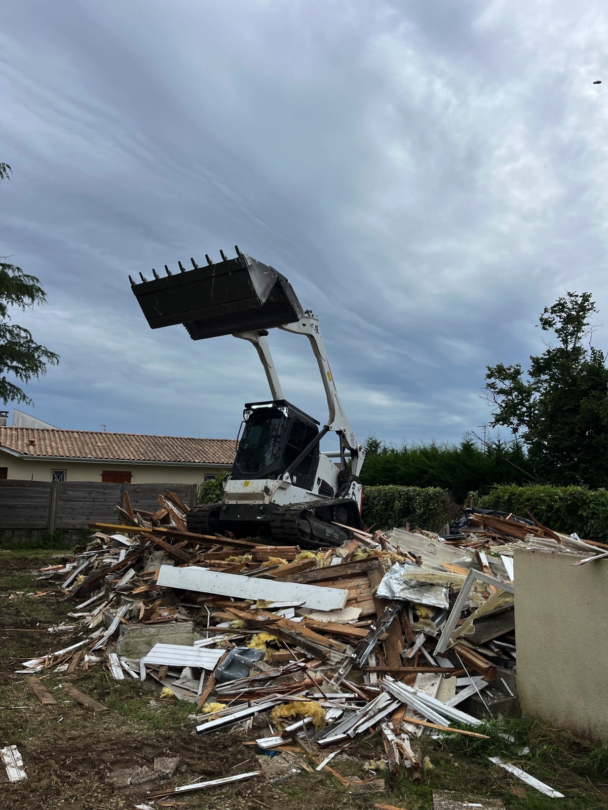 Démolition maison individuelle Taillan médoc proche Eysines