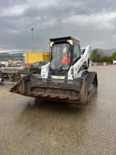 Engins pour broyage et nettoyage de terrains à Eysines en Gironde