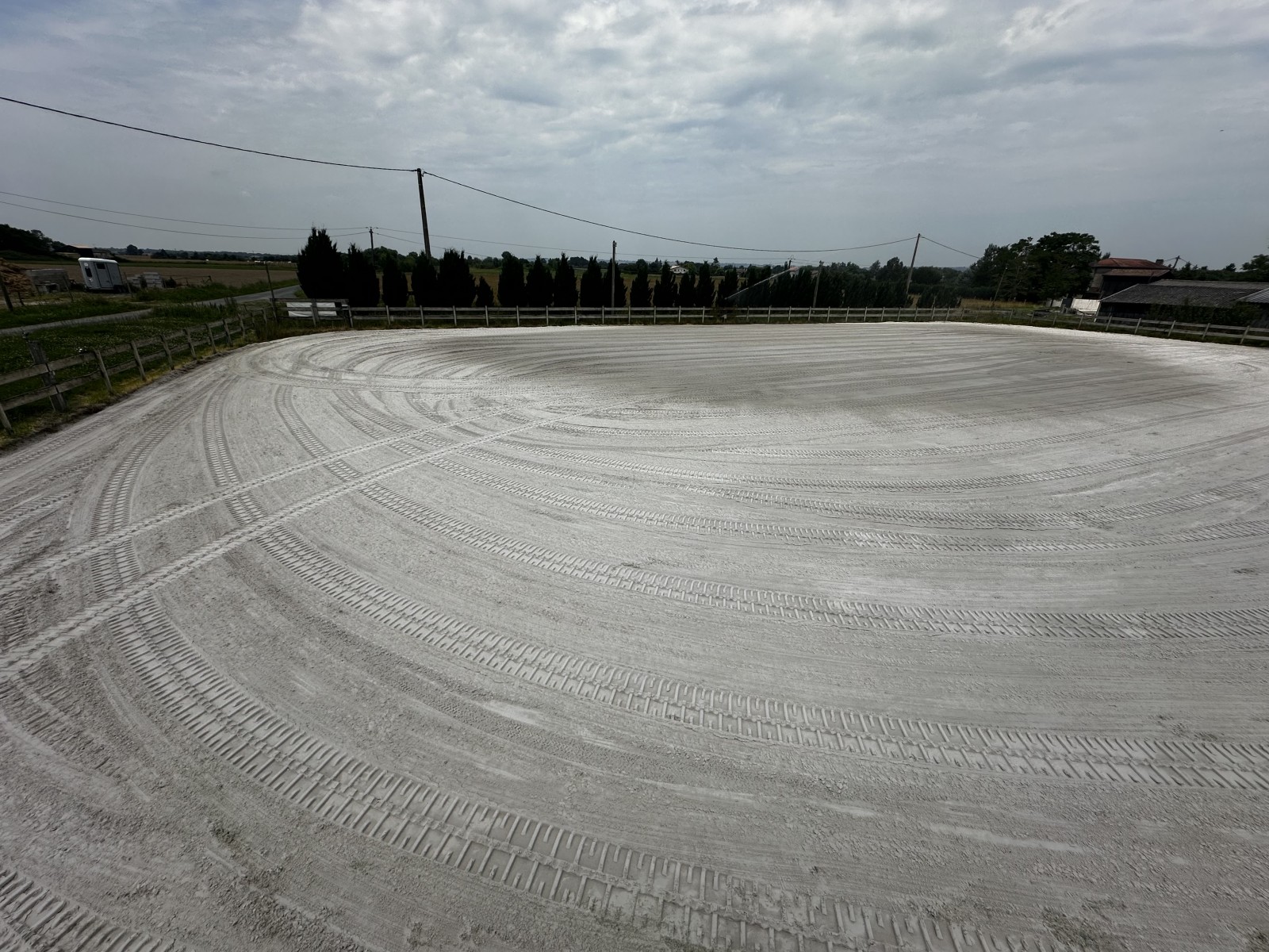 Carrière équestre sur Bordeaux et en
Gironde .