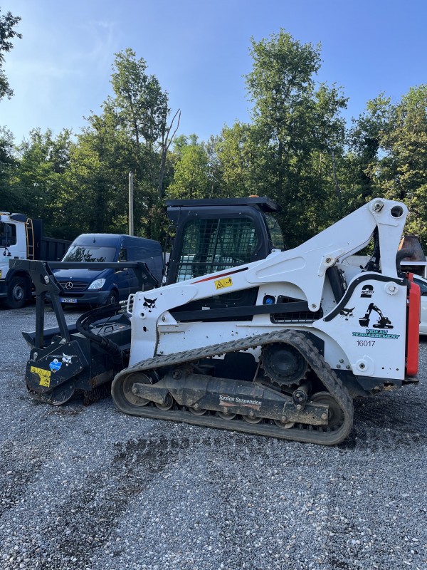 Nettoyage et défrichage d'un terrain à bâtir au Pian Médoc en Gironde