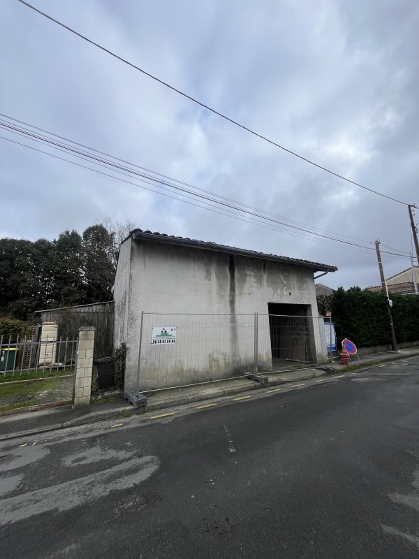 Démolition sur Bordeaux de maison .