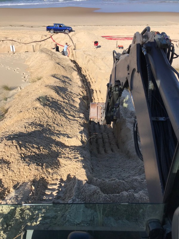 Travaux de terrassement sur les dunes proche du Cap Ferret du Bassin d’Arcachon