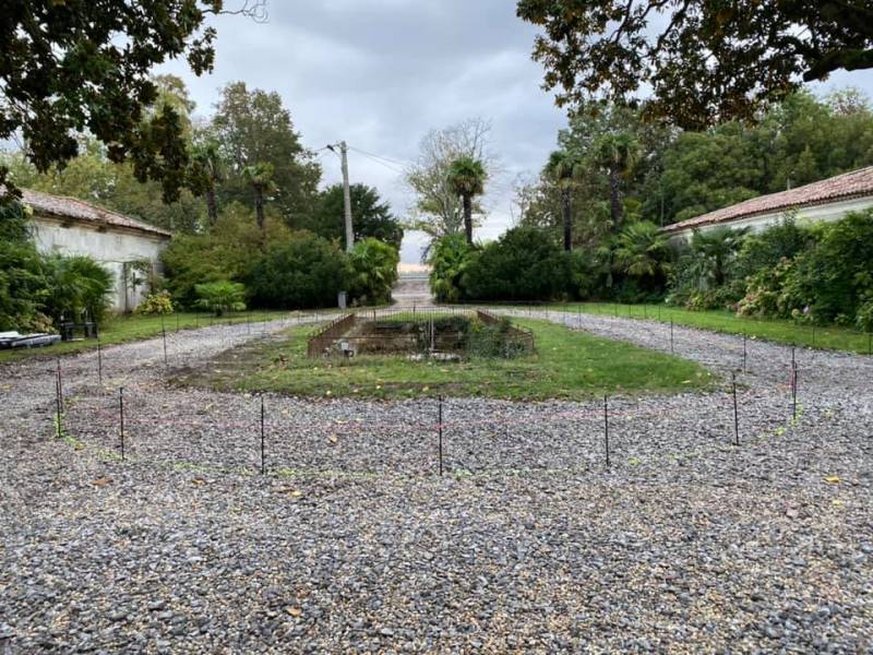Aménagement extérieur et reprofilage terrain d'une maison au Port de Macau en Gironde
