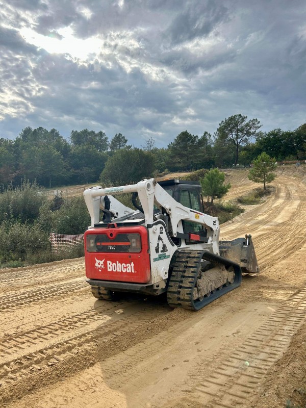 Réfection d’une piste de motocross à Saint Christophe de double en Gironde