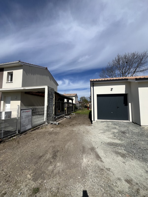 Démoliton maison proche de Bordeaux sur saint Médard en Jalles 