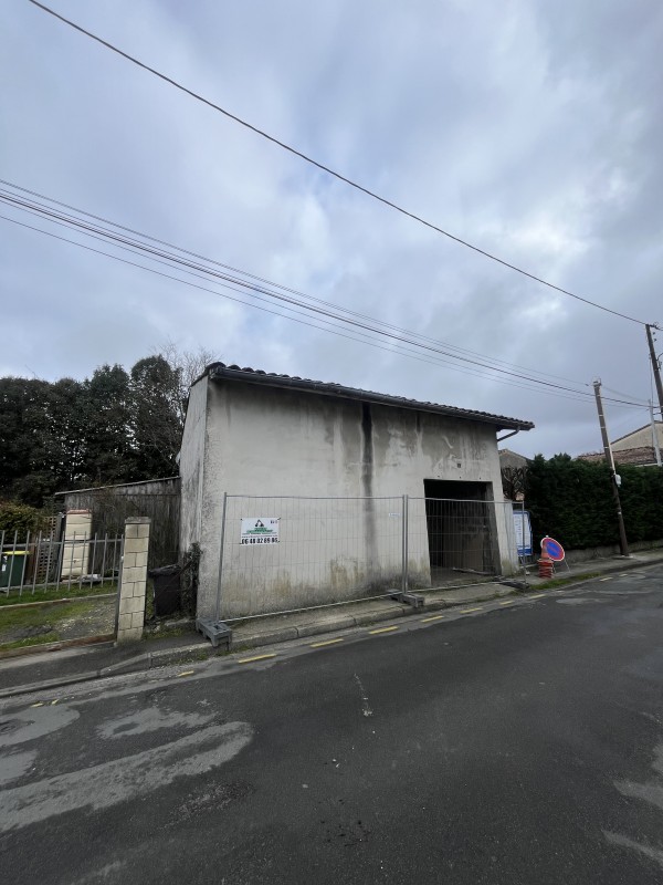 Démolition Eysines proche de Blanquefort: démolition d'une maison