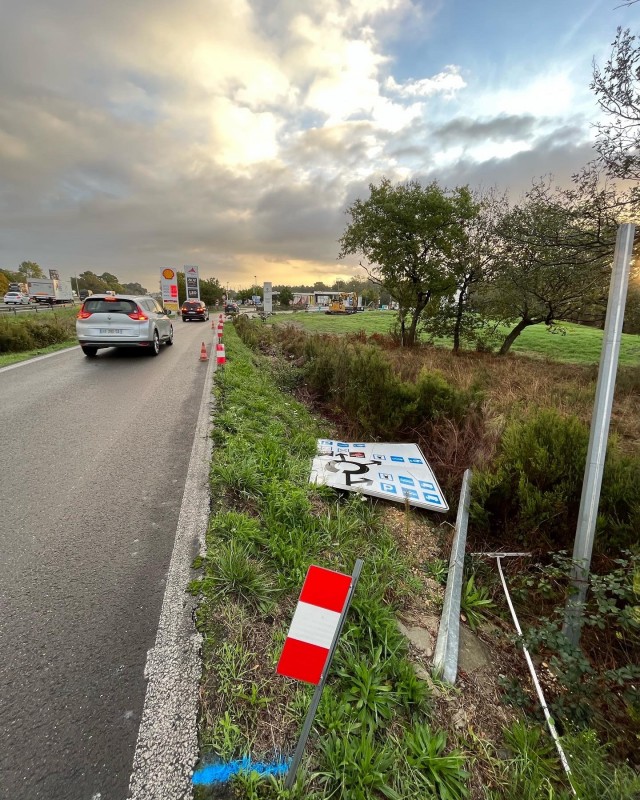 Nettoyage  de terrain, broyage et débroussaillage sur la commune de Cestas en Gironde .