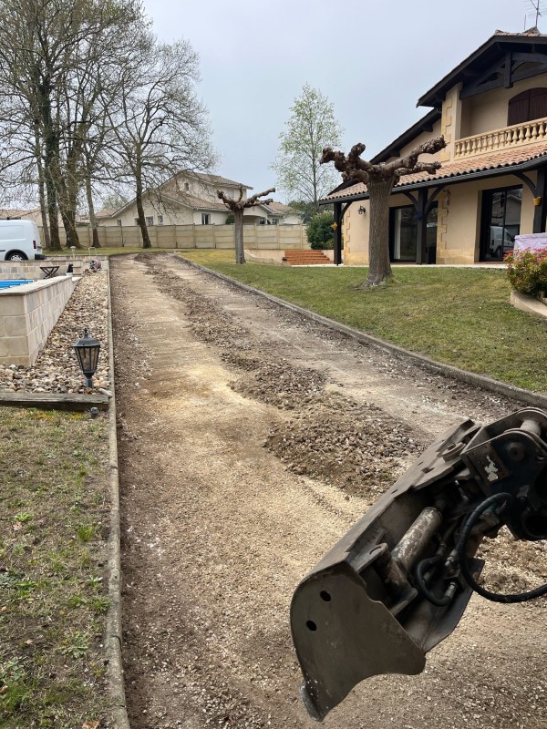 Création d’une allée sur saint aubin de médoc . 