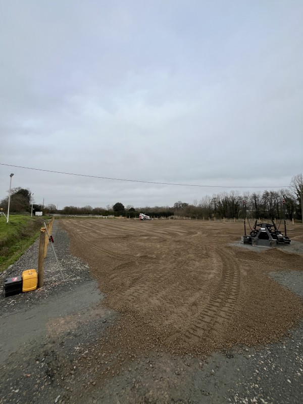 Nivellement de carrière Équestre en France et Gironde 