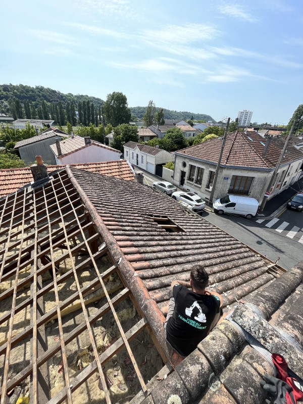 Démolition de maison mitoyenne avec accès difficile à Bordeaux en Gironde