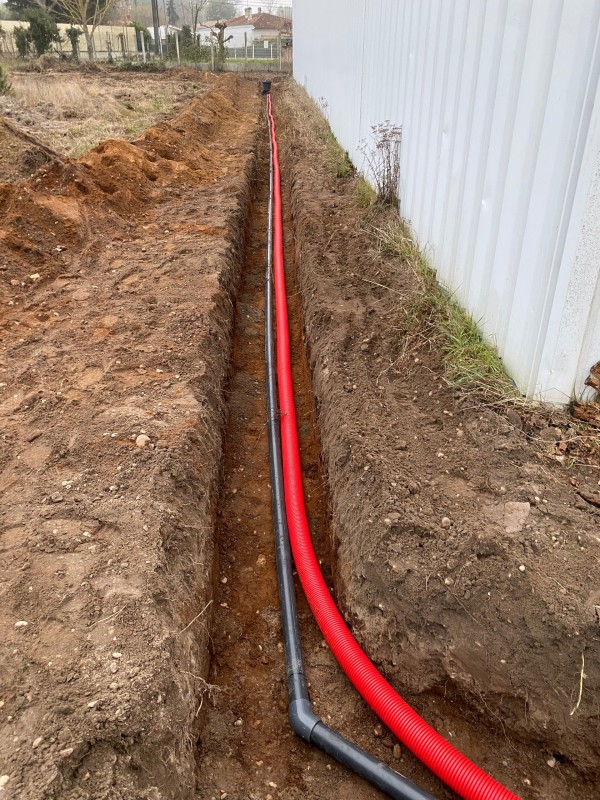 Assainissement non collectif avec épandage et pompe de relevage à Cadaujac en Gironde