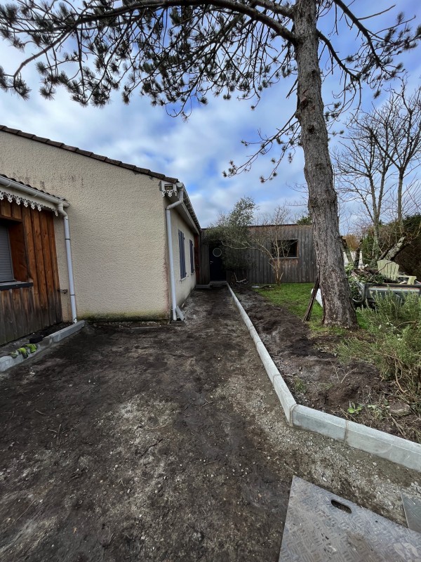 Création d'un parking en enrobé à Bordeaux en Gironde