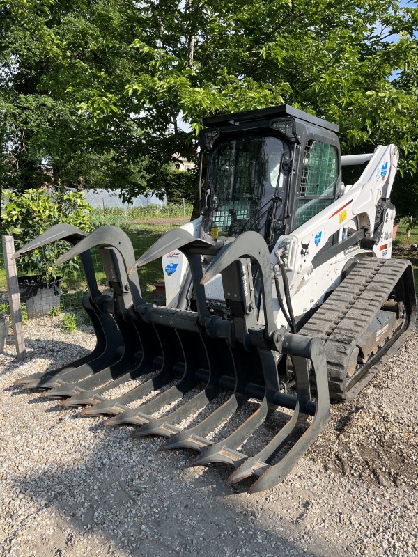 Location d’un chargeur chenille compact 6t bobcat proche de Bordeaux en Gironde
