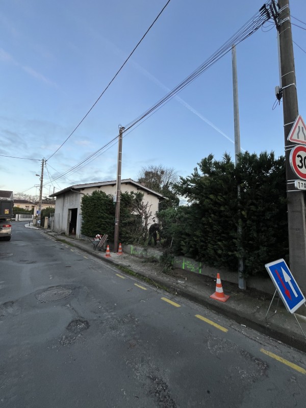 Démolition Eysines proche de Blanquefort: démolition d'une maison