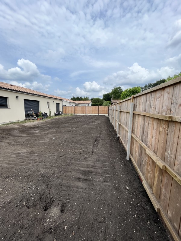 Drainage d’un fossé avec chargeuse et poly benne au Taillan Médoc en Gironde