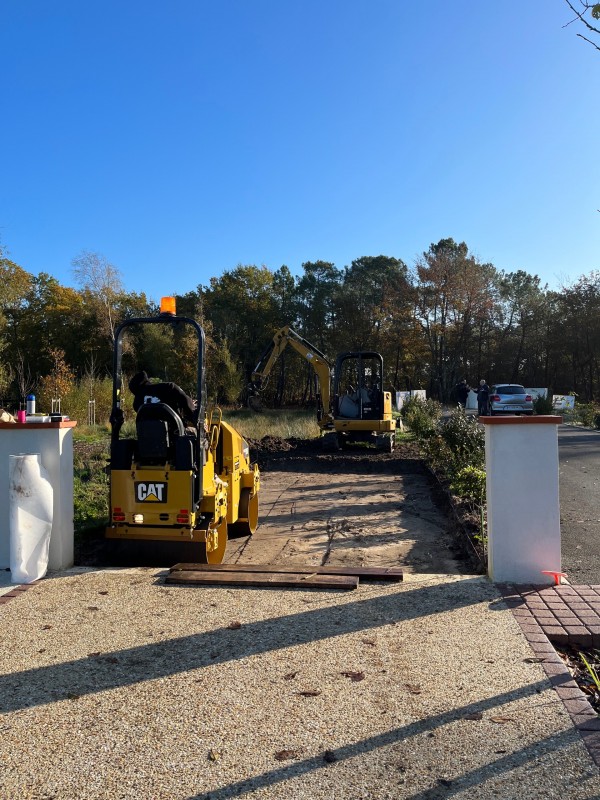 Terrassement Salaunes: Création d’un chemin d’accès 