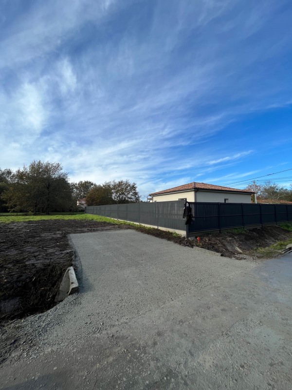 Terrassement Taillan Médoc: création  chemin d’accès