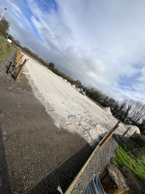 Création de carrière équestre en France et Gironde . 