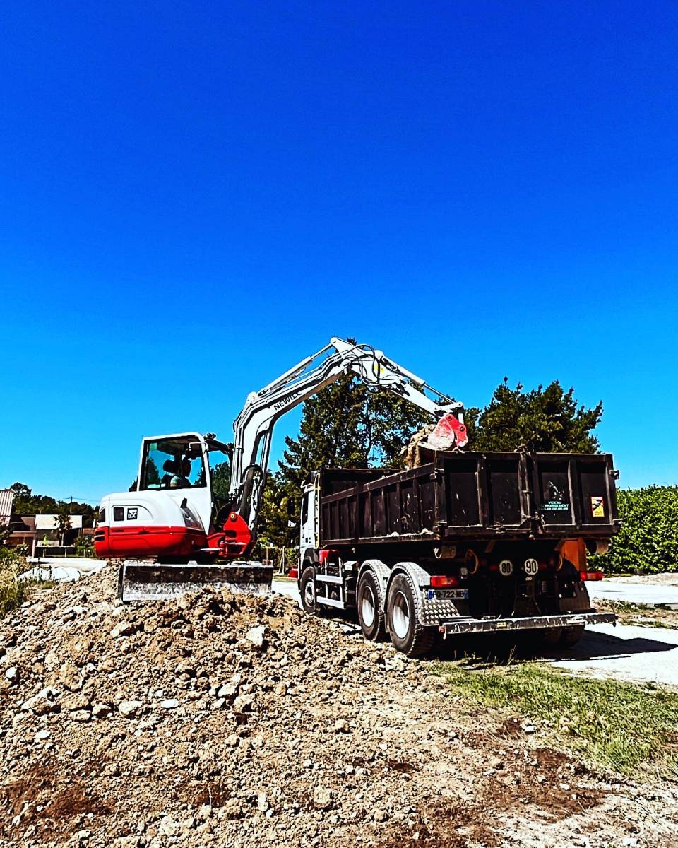 Videau Terrassement entreprise spécialiste du terrassement et de la démolition à Bordeaux en Gironde