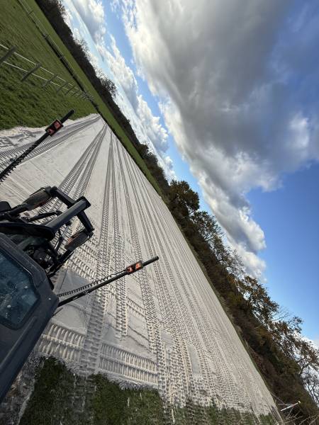 Location niveleuse sur bordeaux, gironde et Aquitaine.