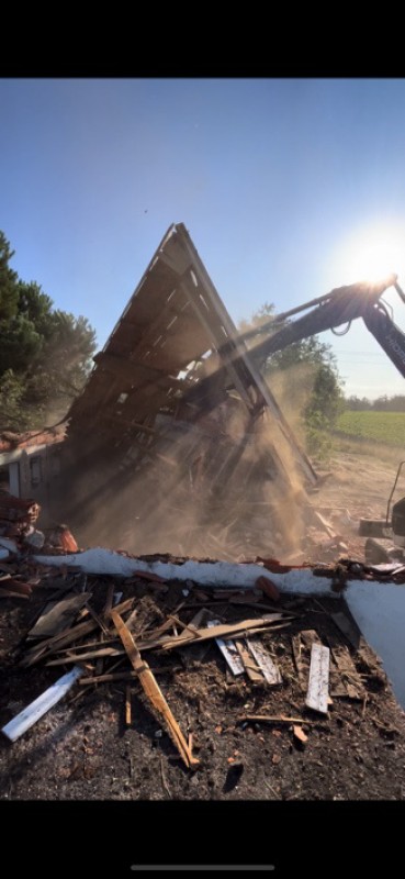 Démolition maison Pian Médoc: avec dépendances et garage