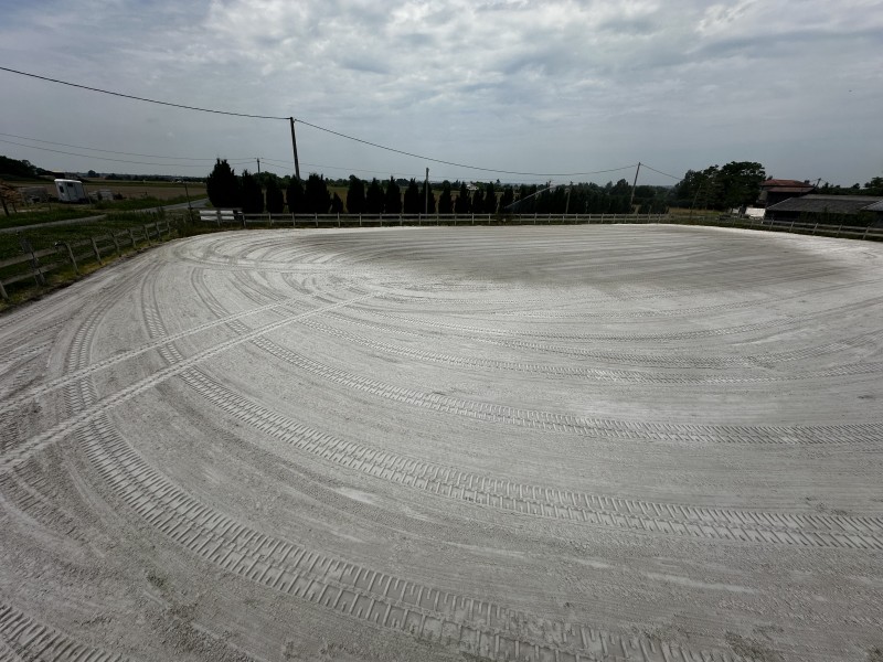 Carrière équestre sur Bordeaux et en
Gironde .