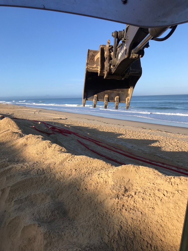 Travaux de terrassement sur les dunes proche du Cap Ferret du Bassin d’Arcachon