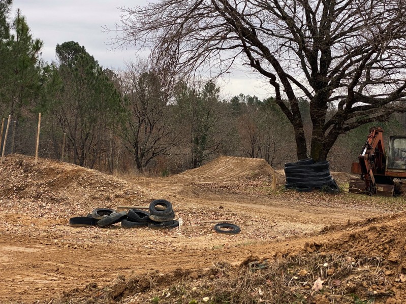 Création de terrain de motocross, supercross et pumptrack