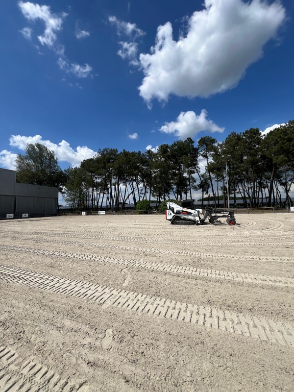 Création et entretien de carrière équestre sur Bordeaux et en Gironde 