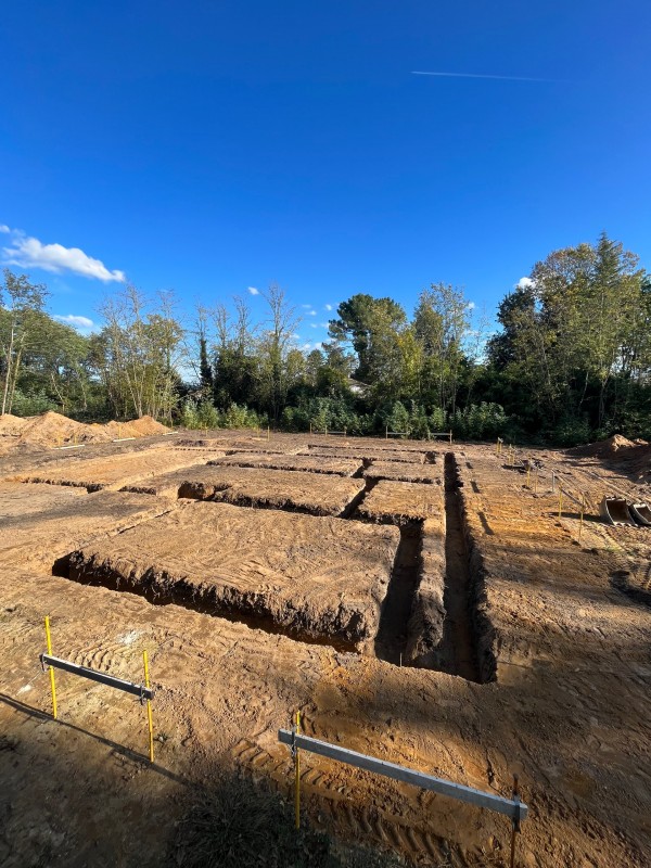Terrasement d’une maison sur la commune de saint Aubin de médoc