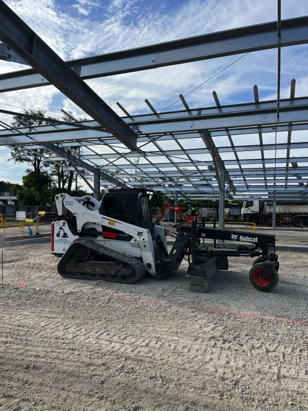 Location d’un Bobcat chargeuse sur Bordeaux