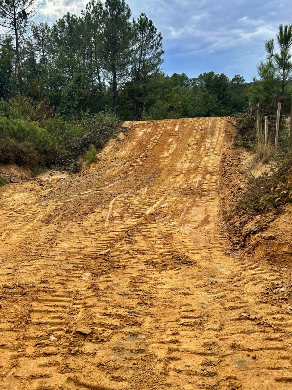 Réfection d’une piste de motocross à Saint Christophe de double en Gironde