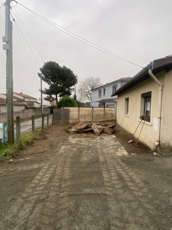 Terrassement, assainissement, dessouchage et Aménagement extérieur sur la commune de saint Médard en Jalles en Gironde