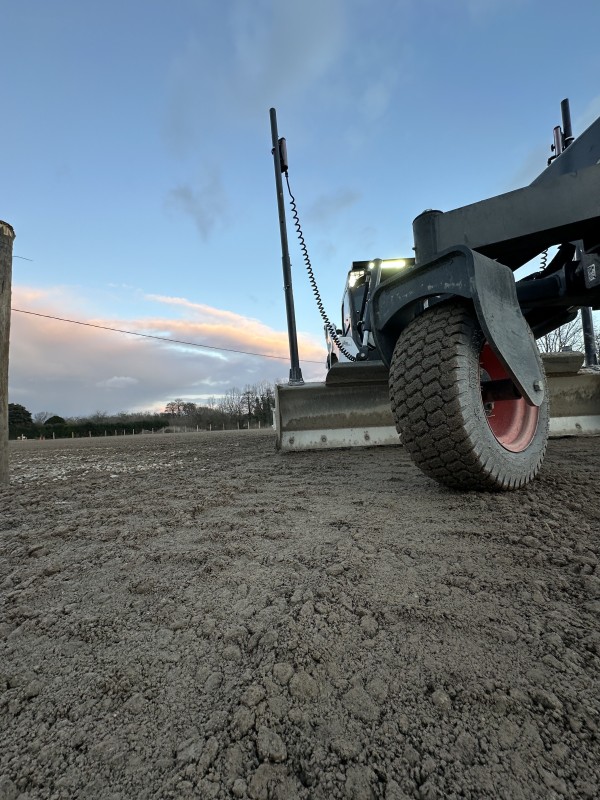 Nivellement de carrière Équestre en France et Gironde 
