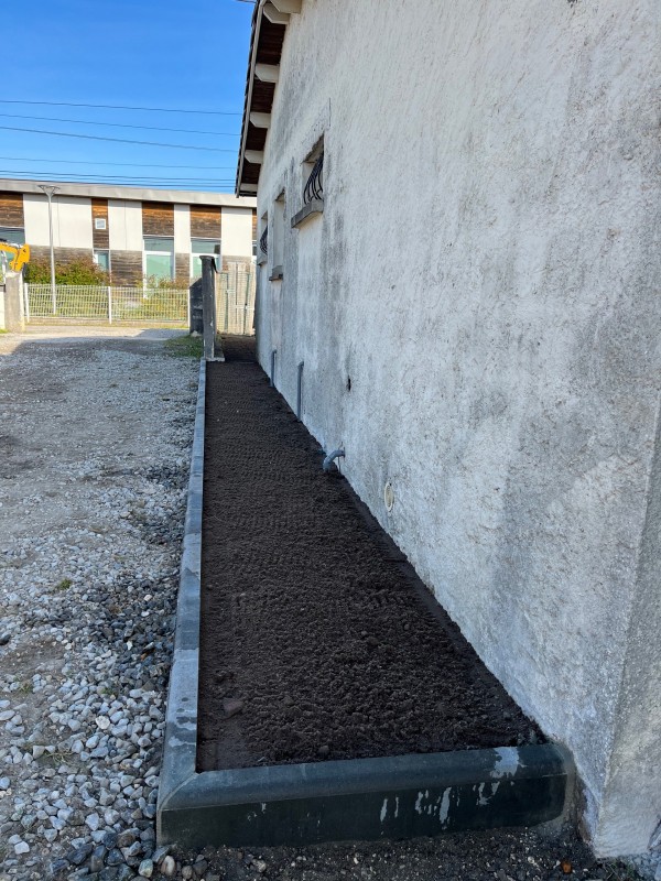 Réalisation d’une réfection de reseau eau usée sur la commune de Macau en Gironde proche de bordeaux .