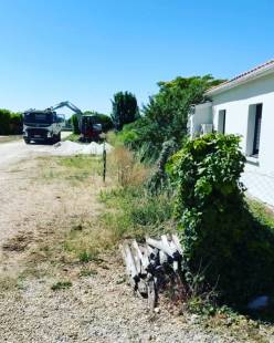 Videau Terrassement -  Terrassement pour création d'une fondation piscine pas chère à Eysines 33320 en Gironde