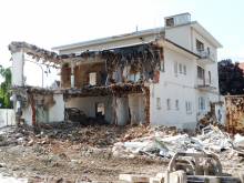 Videau Terrassement -  Trouver un artisan pour la réalisation de travaux de démolition pour une maison à Eysines 33320 en Gironde